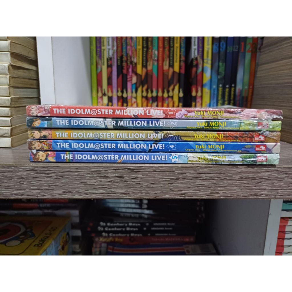 Komik The Idol Master 1-5 PESANAN