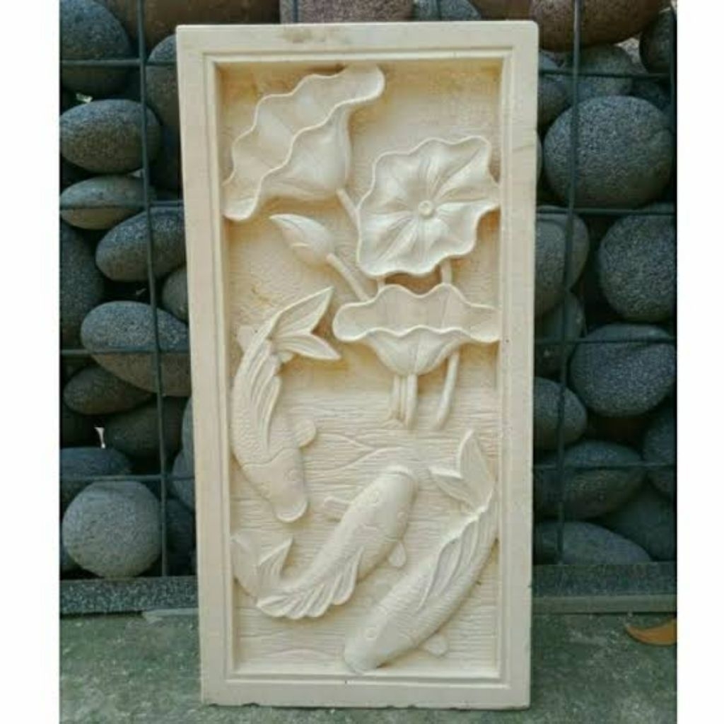 relief ikan koi bahan batu alam
