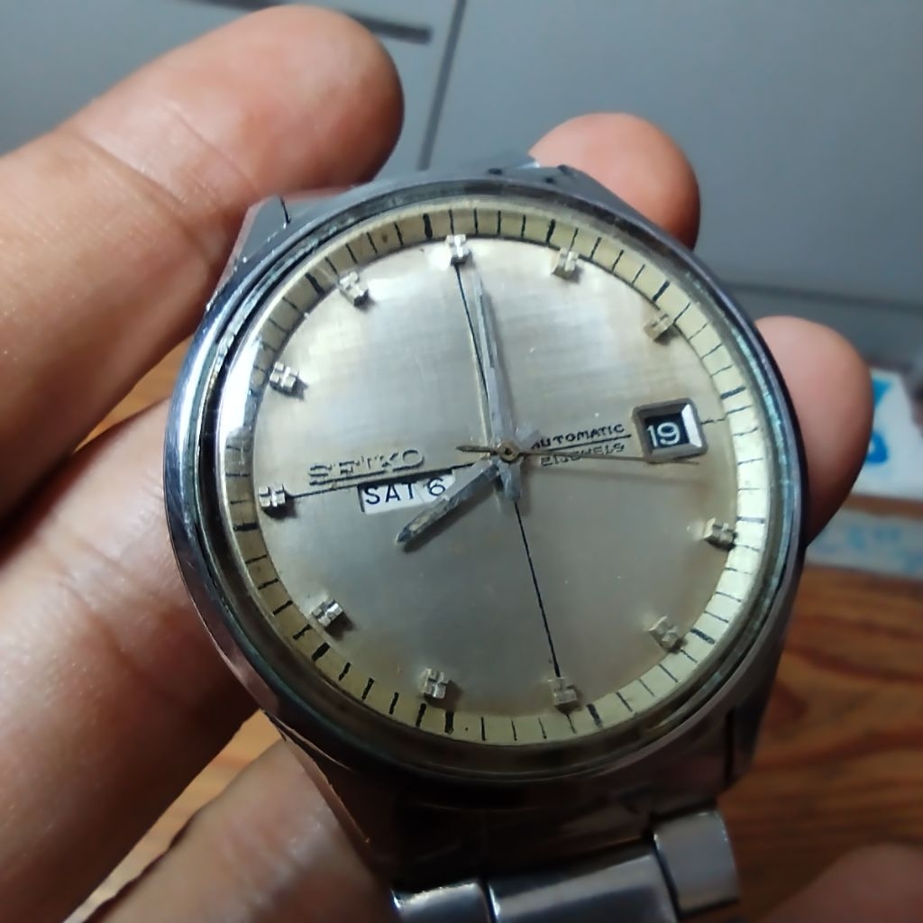 jam tangan vintage Seiko Sea Lion M55 dengan mesin Automatic