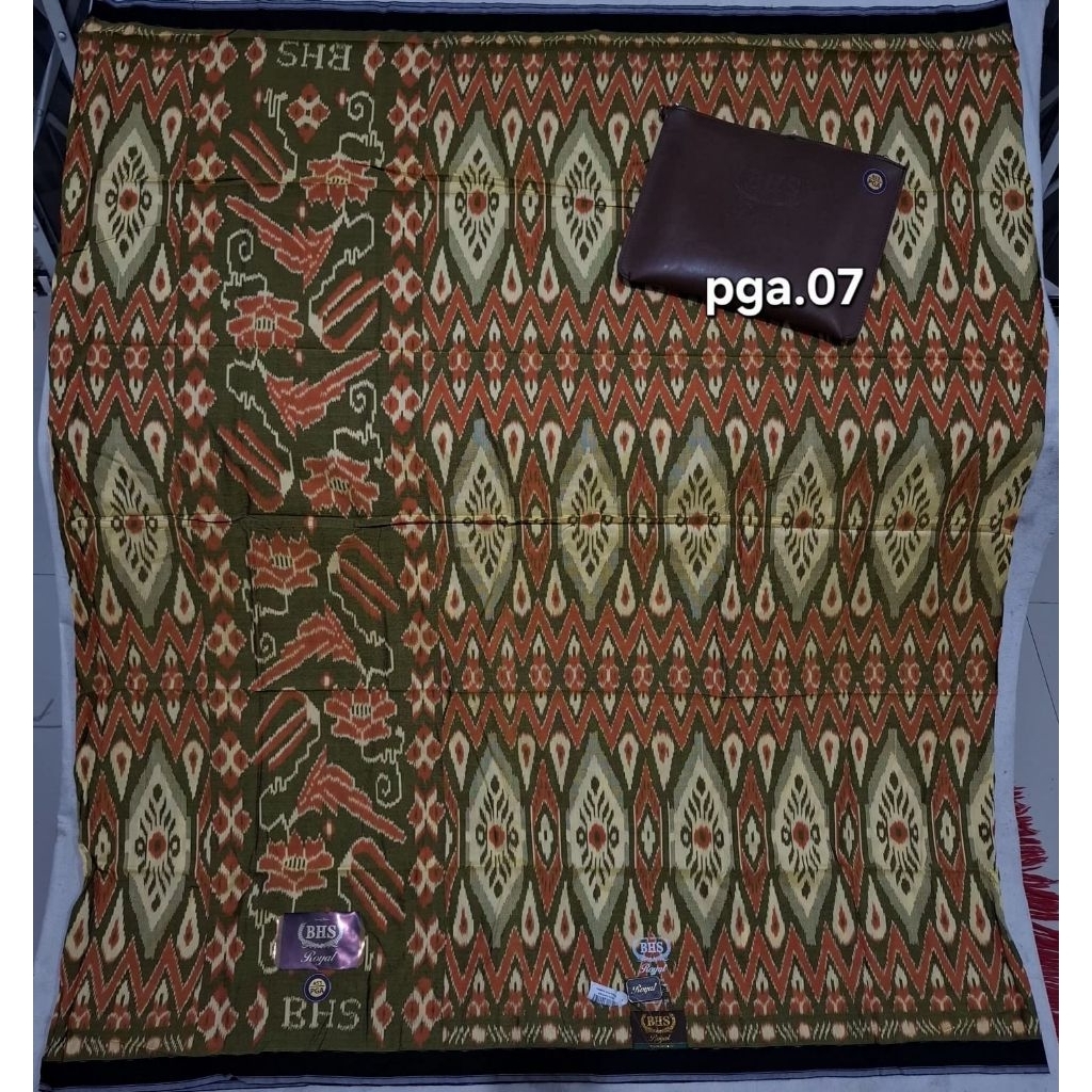 Sarung BHS ROYAL GOYOR Motif PKA PGA Mix Grade GOLD