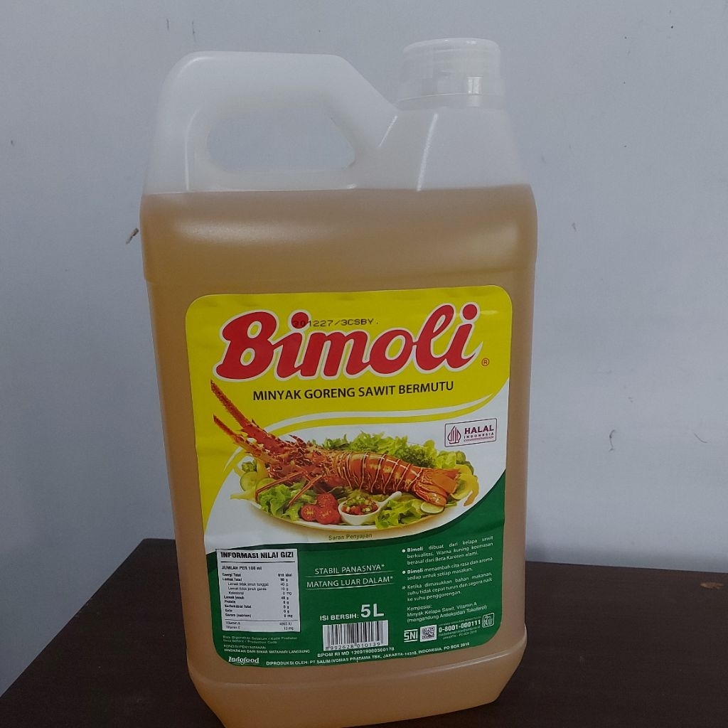 Minyak Goreng Kelapa Sawit Bermutu Bimoli Klasik Kemasan 5 Liter Jerigen