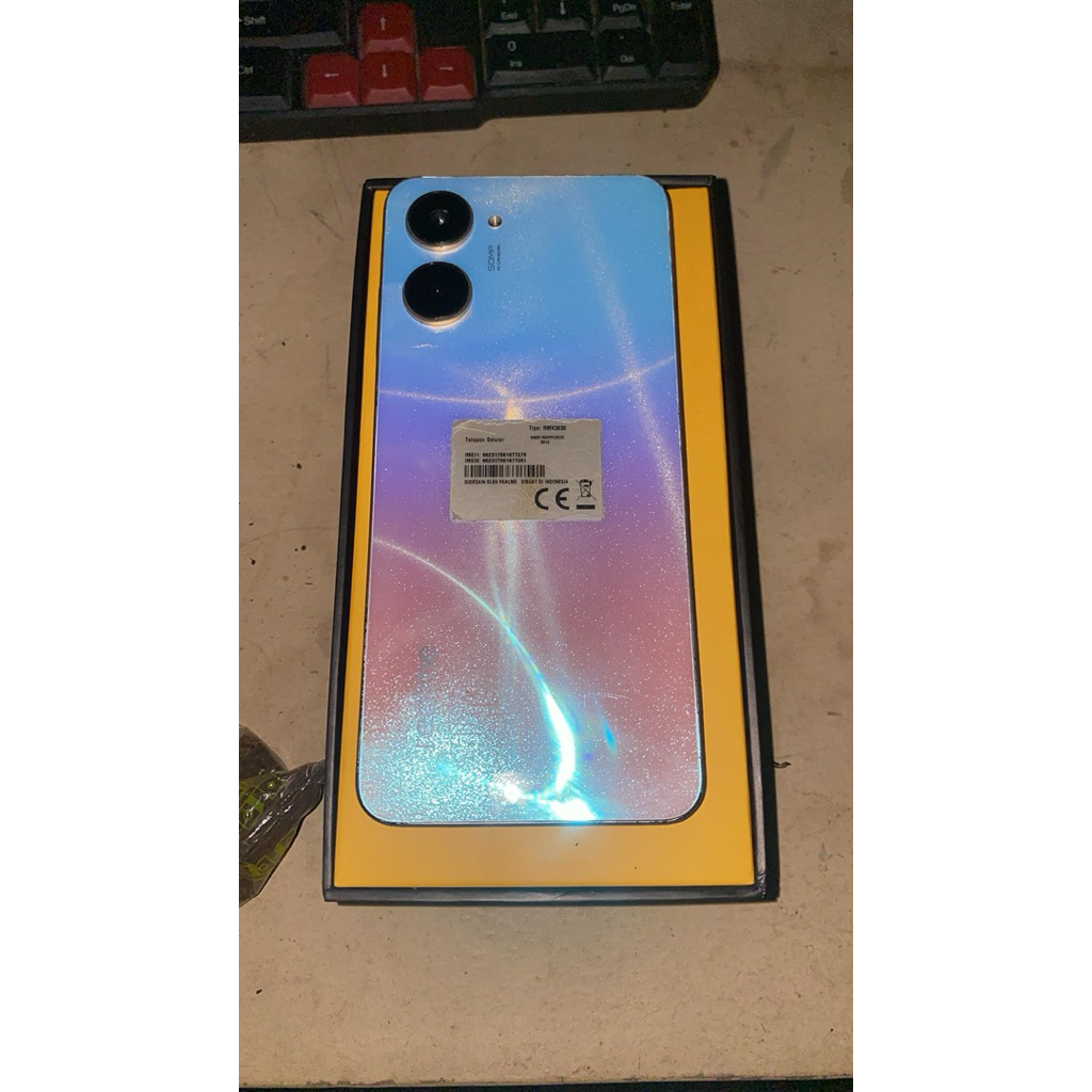 realme 10 sokend 8/128 normal siap pakai.minus lcd gantian aja. jual rugi aja buat lebaran