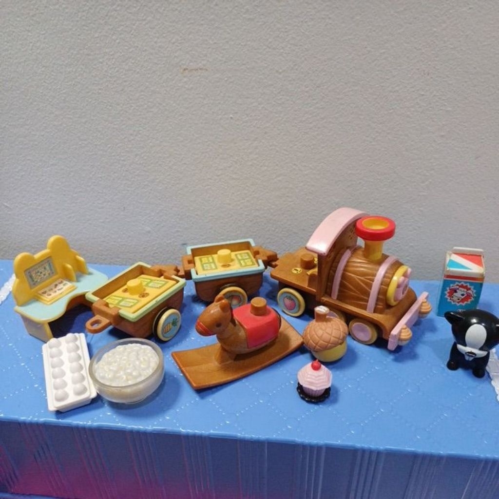 Hamtaro Sylvanian train