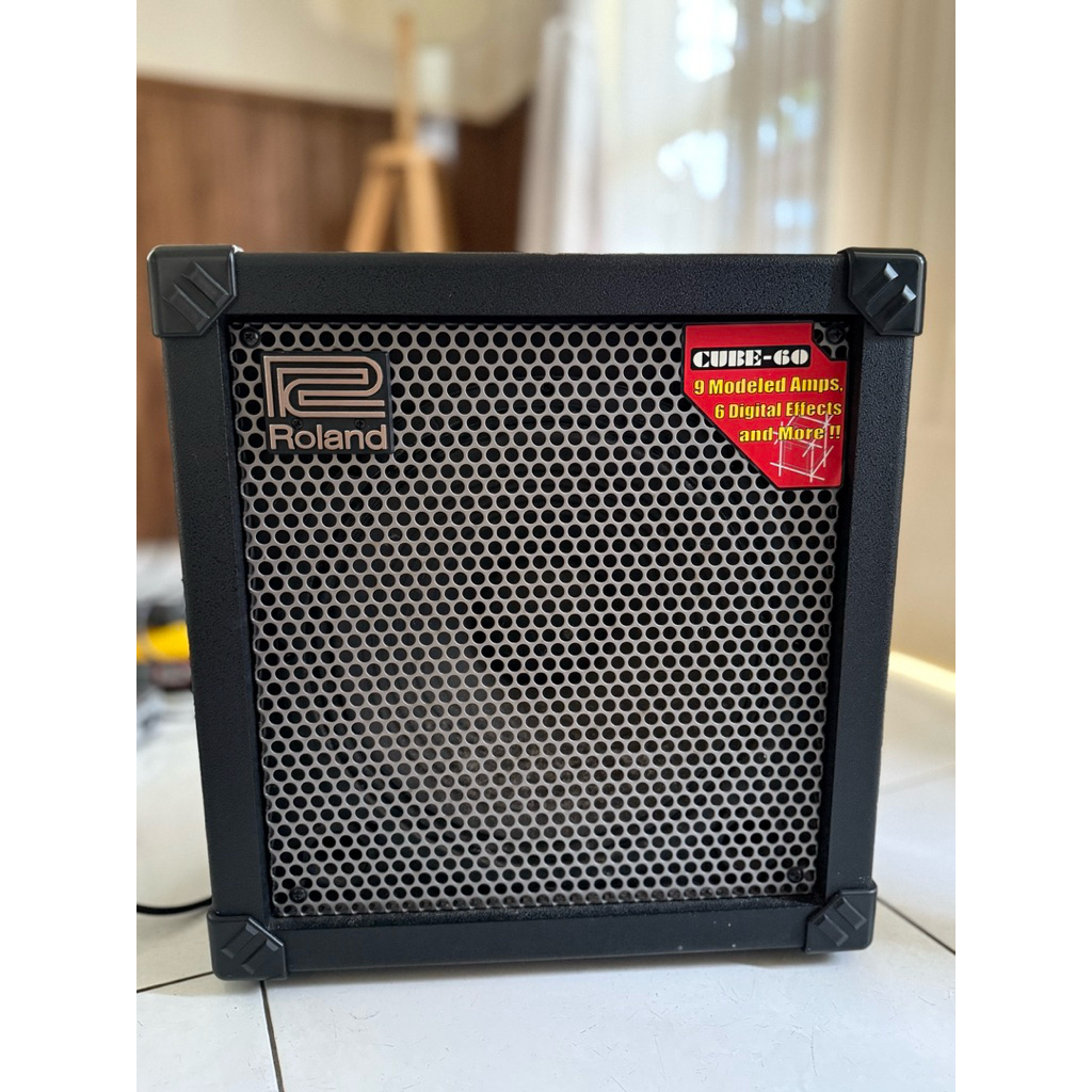 Amplifier Gitar Roland Cube 60