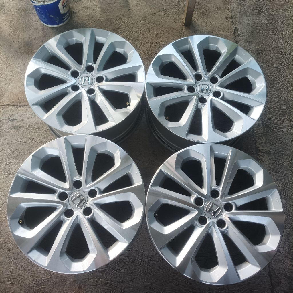 velg original accord r18 pcd 5x114
