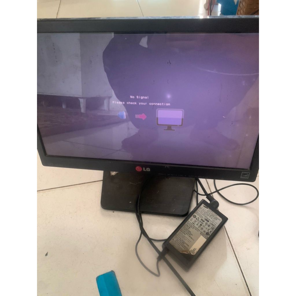 Monitor LG 16EN33SA minus lcd