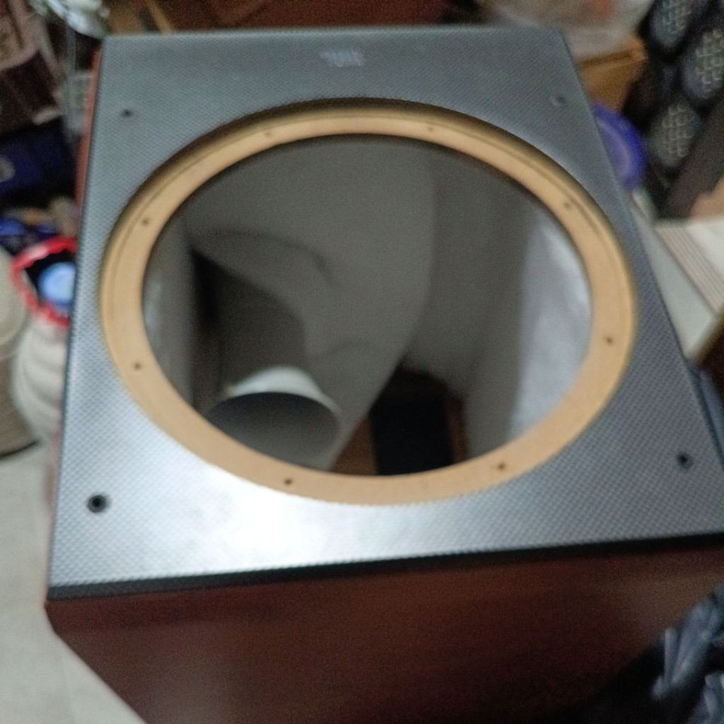 bok subwoofer jbl 12 in/ second