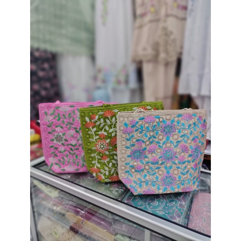 Tas Bordir Bukittinggi Ukuran 35x30