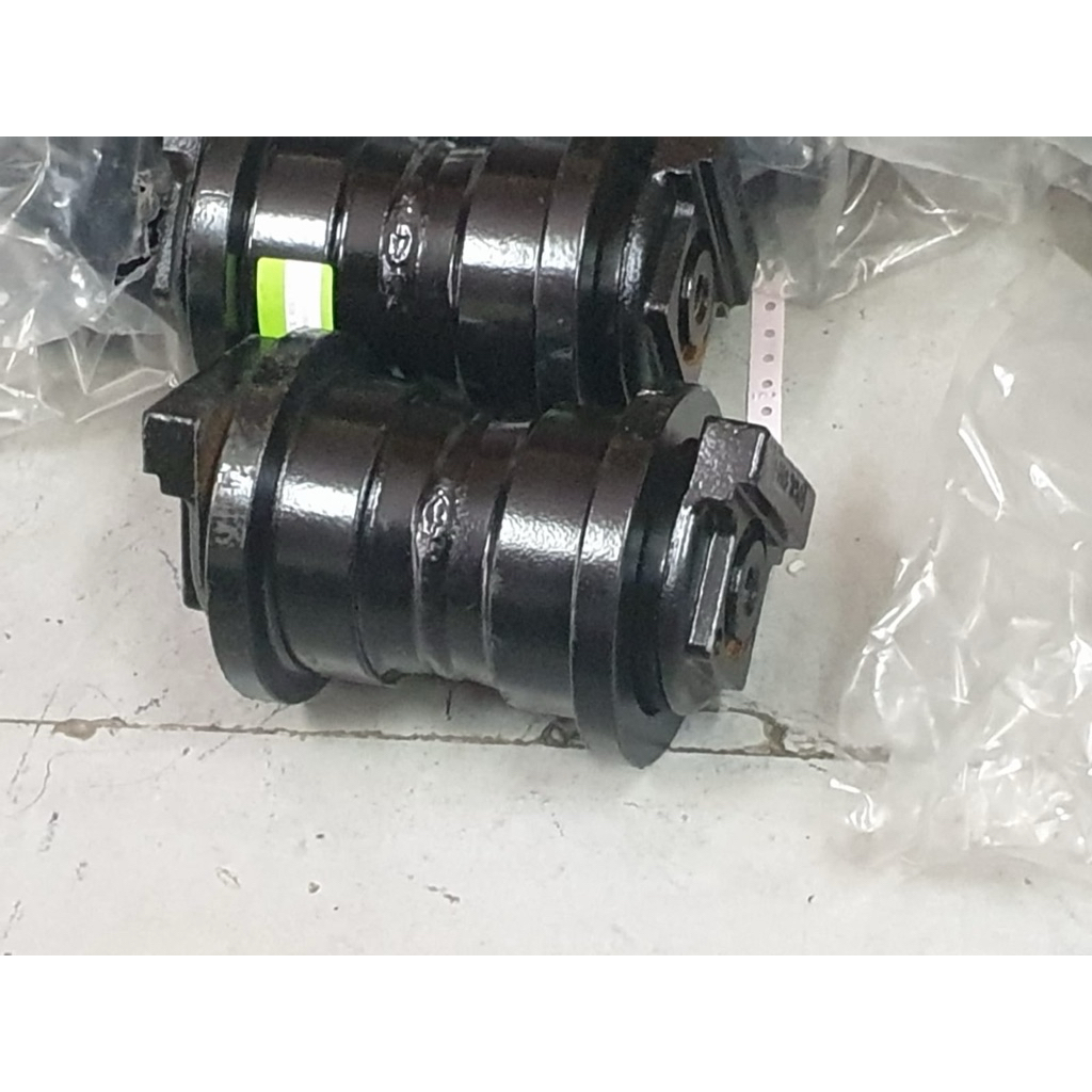 TRACK ROLLER BAWAH XCMG 60