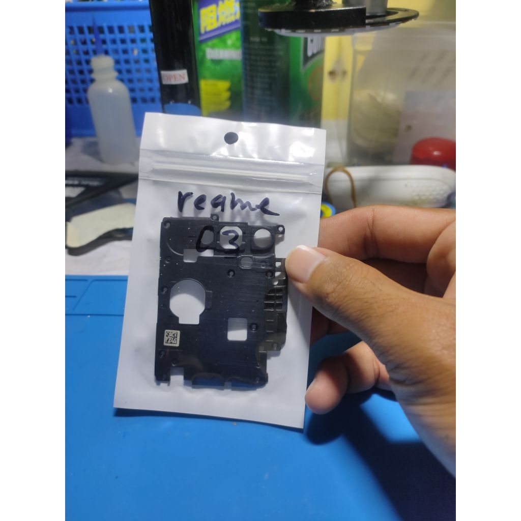 tutup mesin realme c3