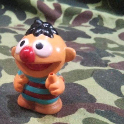 figure jadul sesame street ernie figure boneka jadul jalan sesama bert dan ernie boneka jari jadul e