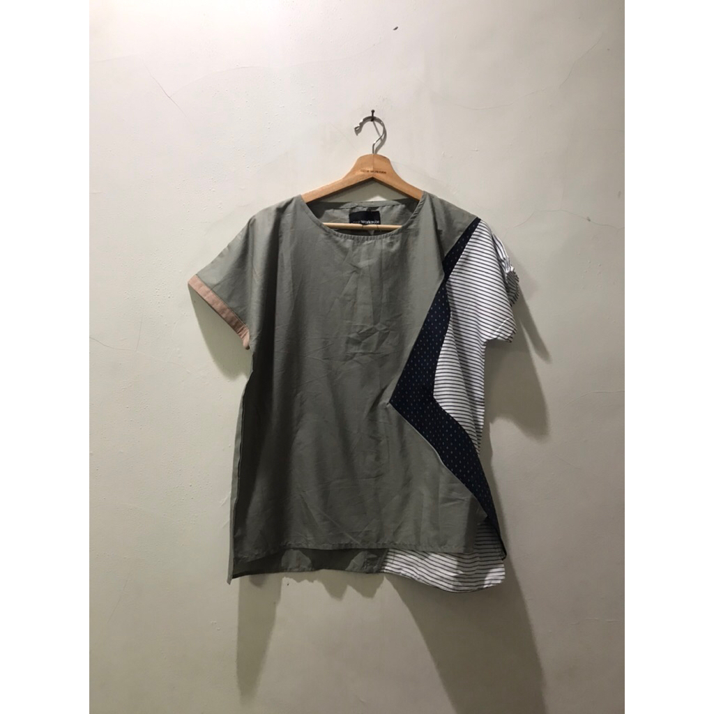OLINE WORKROBE - SLIP ON TOP IN GREEN