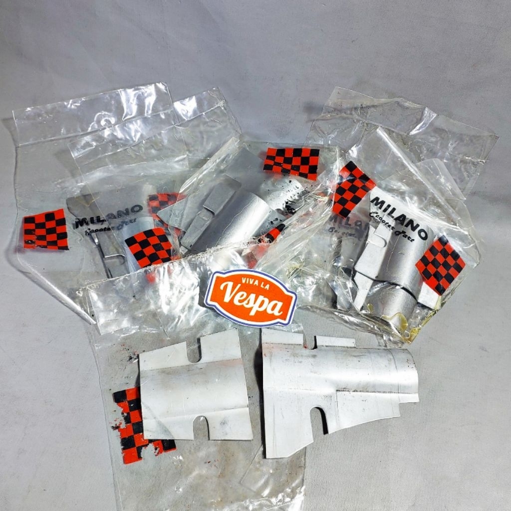 Plat Tutup Bawah Stang Batok Milano Vespa PTS Special Smallframe