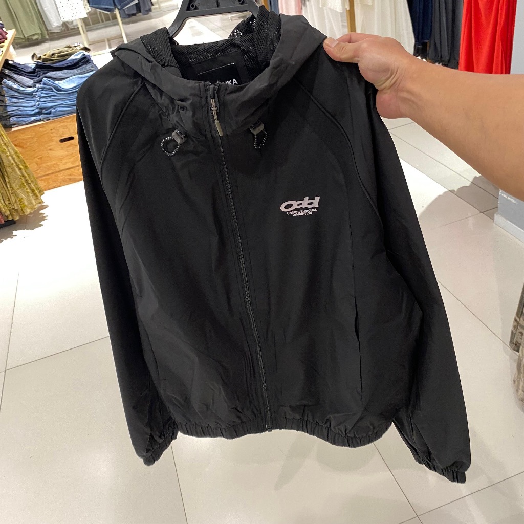 JASTIP. Jacket Zipper Bershka (MAN)