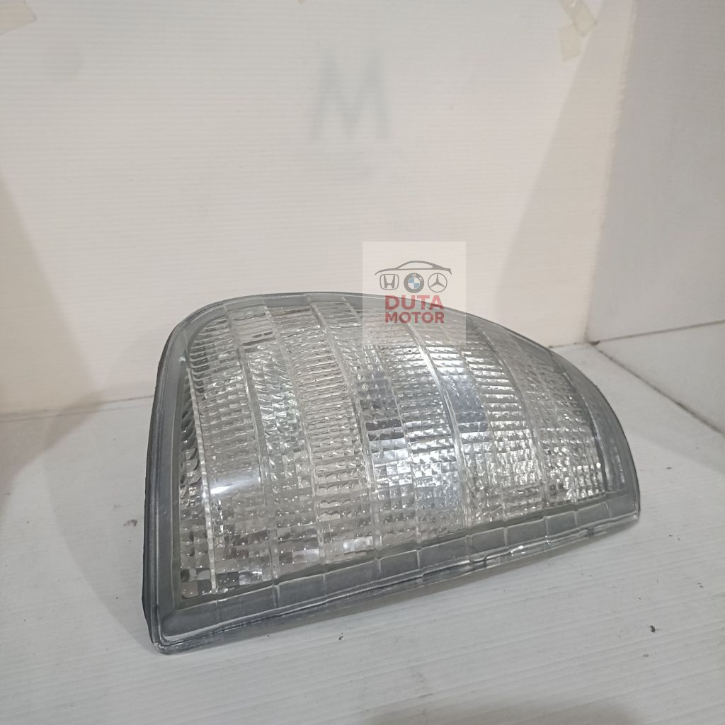 Corner Lamp Putih Hella Kanan Mercy Mercedes Benz Tiger