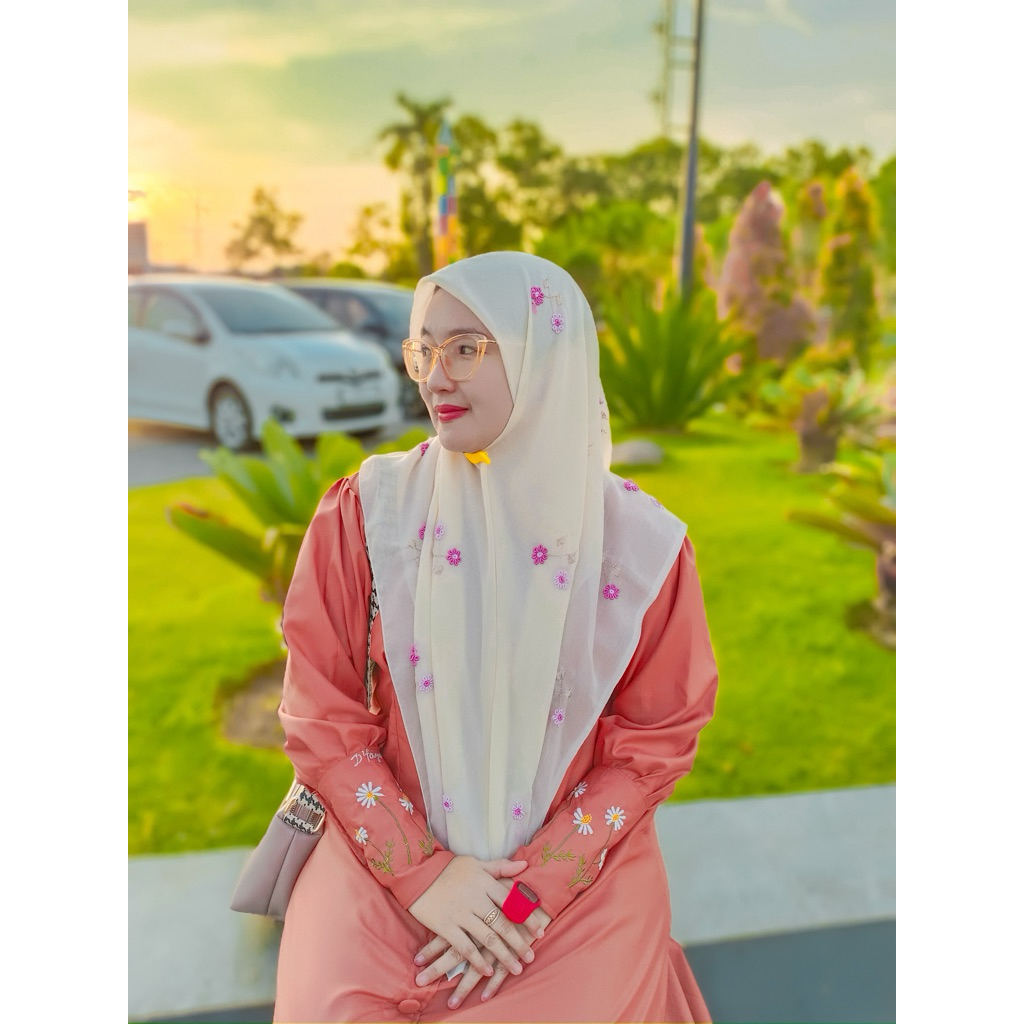 HAZLA DRESS by: D'FAYA