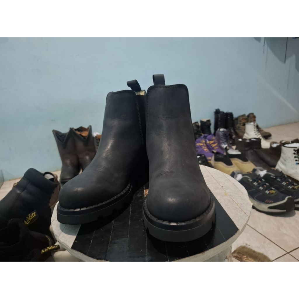 Sepatu Boots Second Palladium Chelsea Boots [Like New] size 40 Insol 25,5 cm