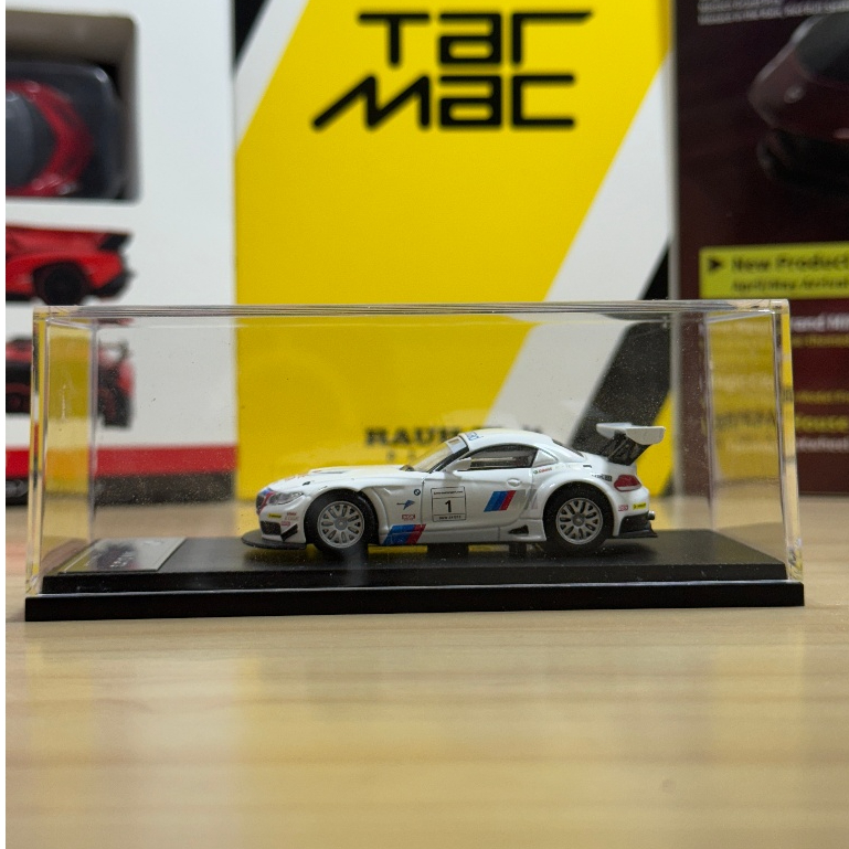 Maxwell BMW Z4 GT3 1 OF 699 Diecast
