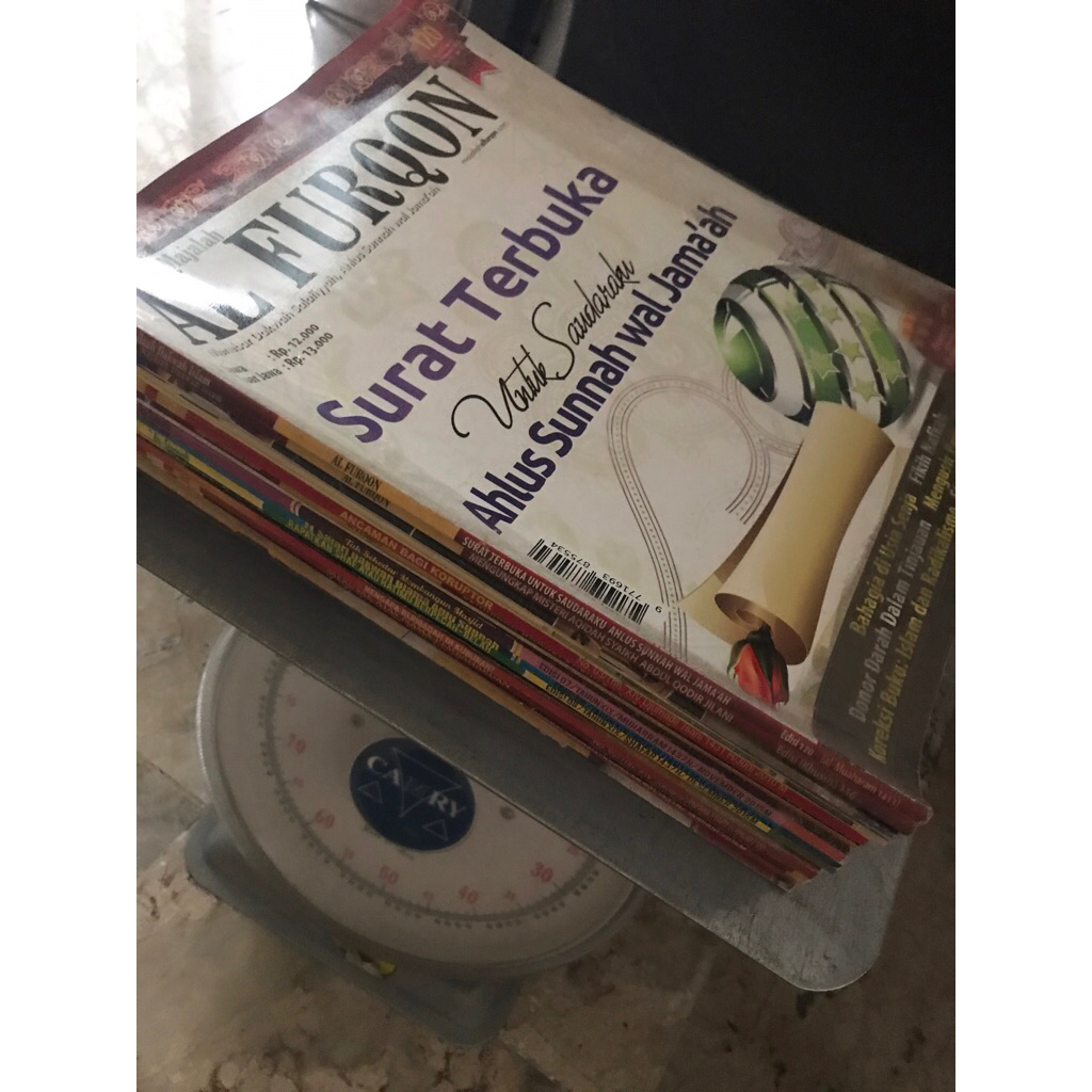 majalah agama Islam bekas preloved al furqon