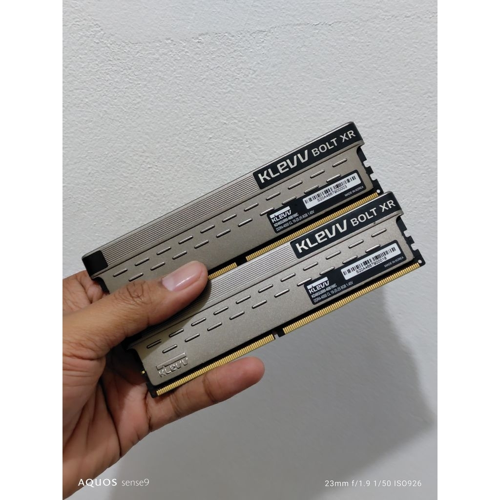 KLEVV BOLT XR 16gb (2X8GB) DDR4 4000Mhz