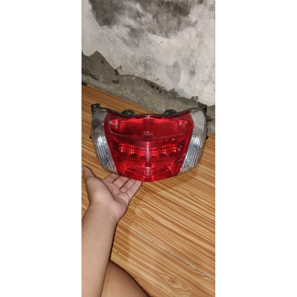 Stoplamp lampu belakang yamaha nmax 150 old lama original