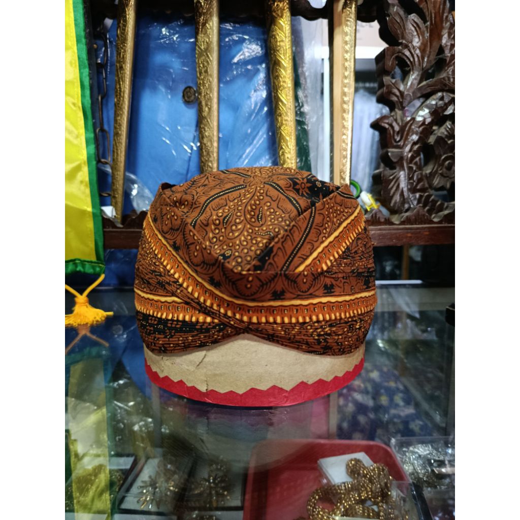 Blangkon Solo Alusan Model Perbawan