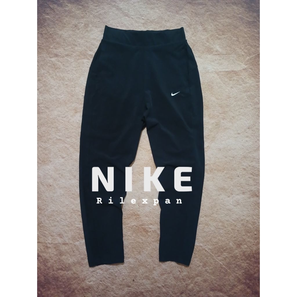 Celana rilex pant keren NIKE softsheal bekas pakai