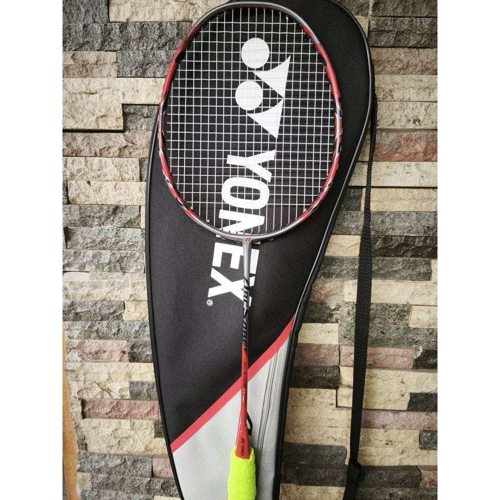 YONEX ARCSABER 11 PRO