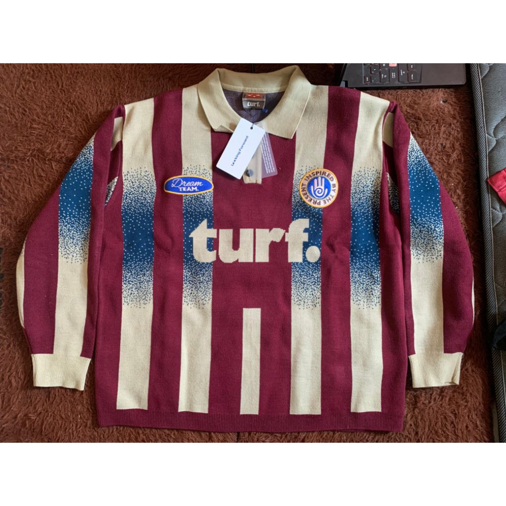 Sweatshirt TURF (BNIB) ORIGINAL