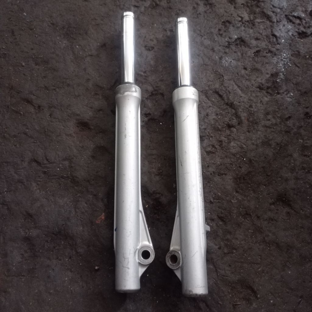 sohockbleker sok skok depan honda kirana 125 KPW original