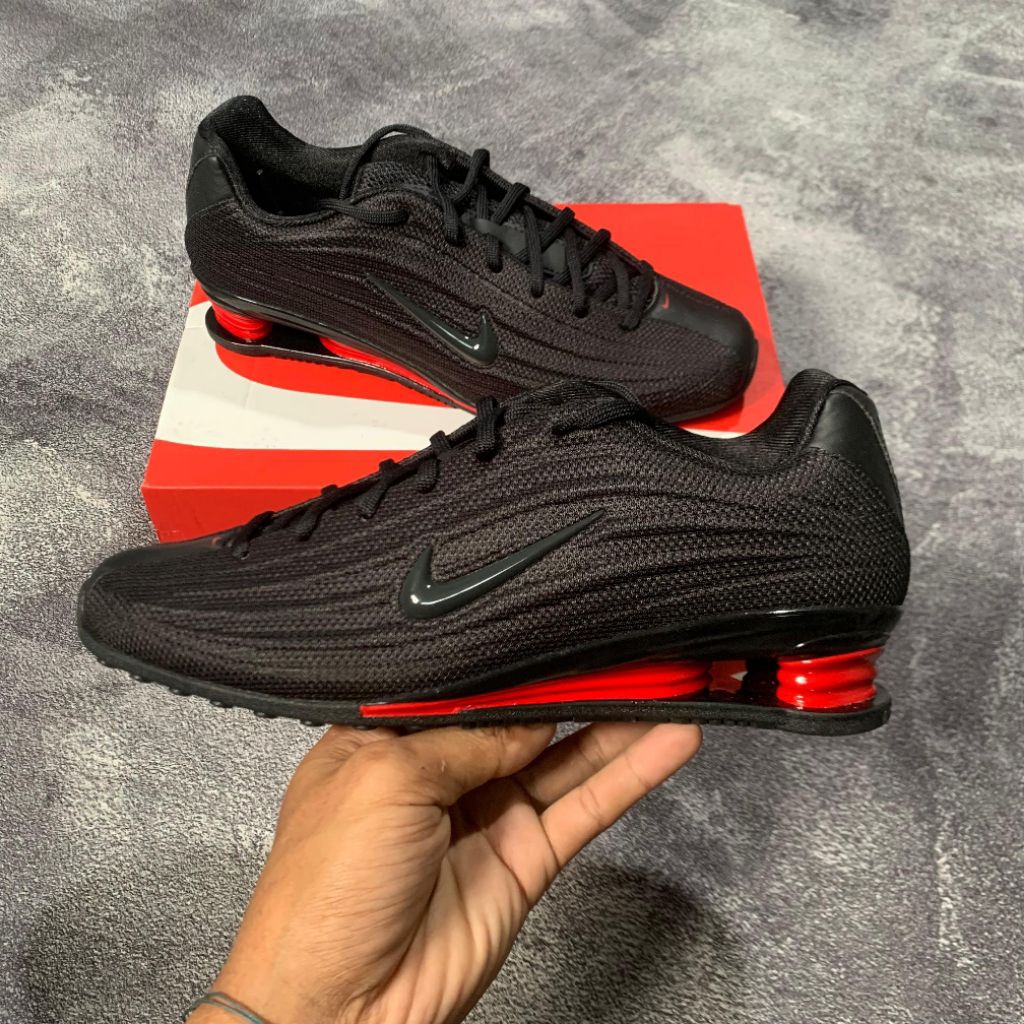 Nike Shox Z - Black-University Red Original