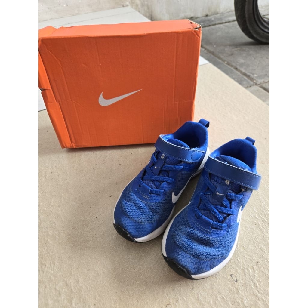 NIKE REVOLUTION 6 NN (PSV) sepatu anak laki laki 17cm original preloved