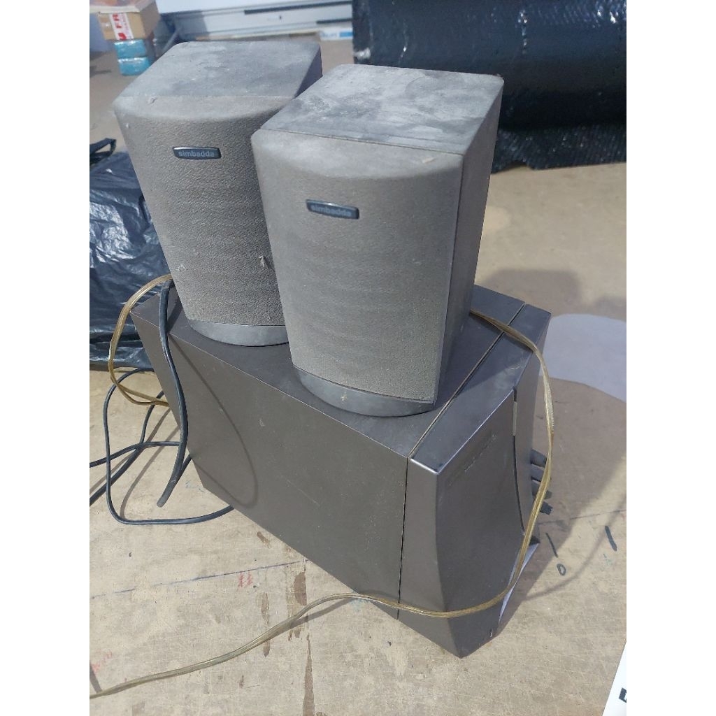 speaker simbadda bekas kondisi normal