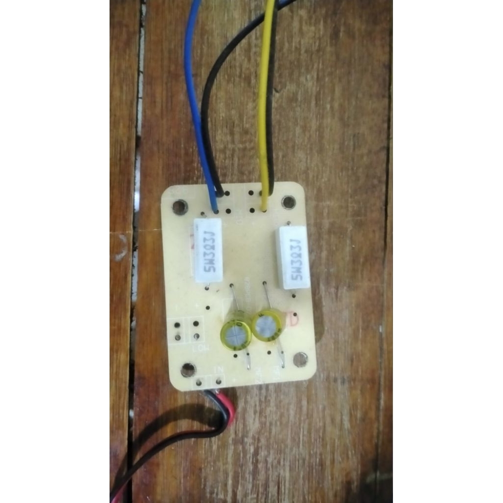 Crossover speaker pasif 3 way import