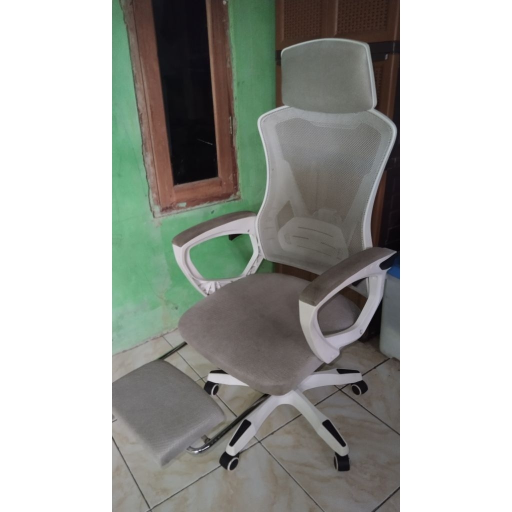 kursi ergonomis/gaming bekas