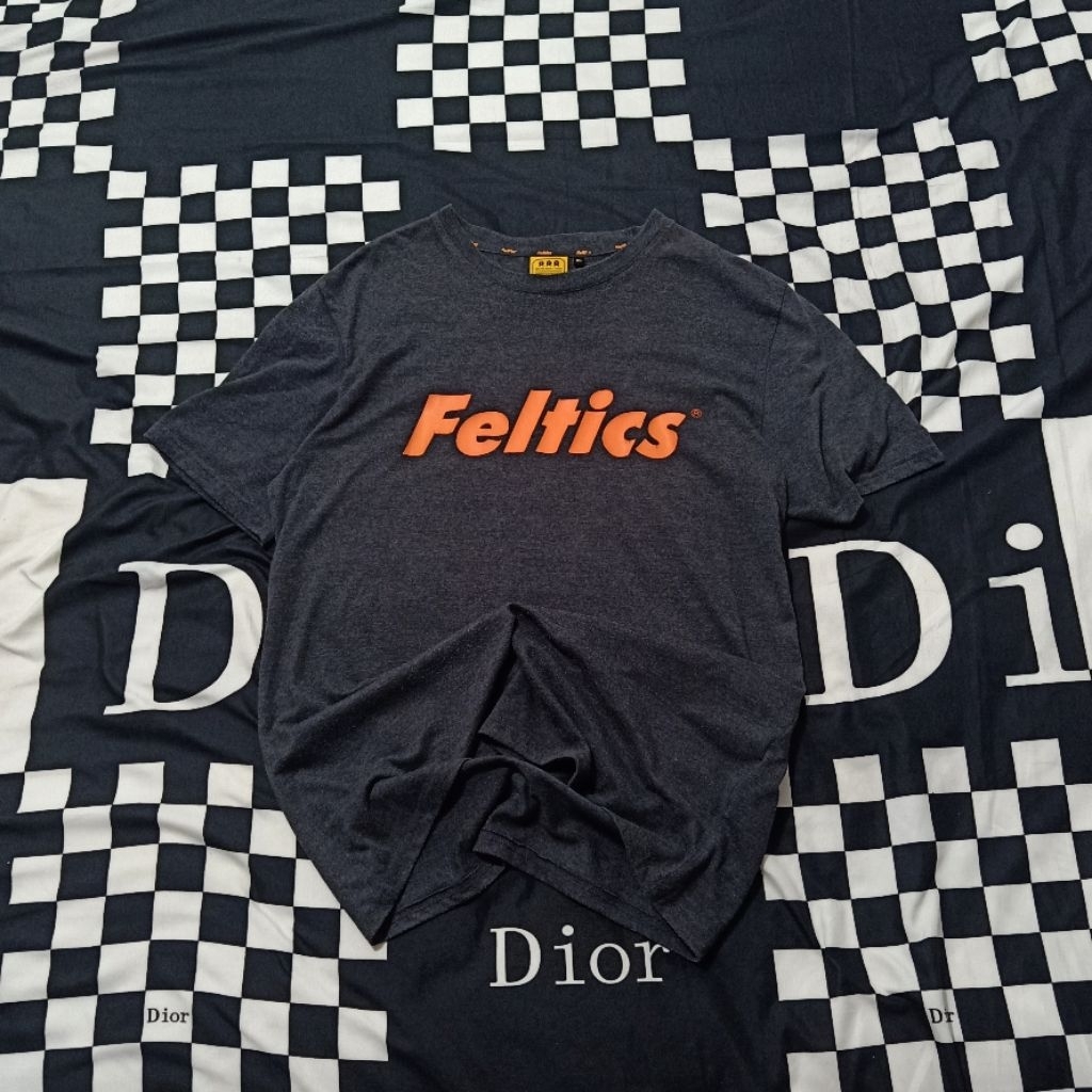 T-Shirt Kaos FELTICS Original