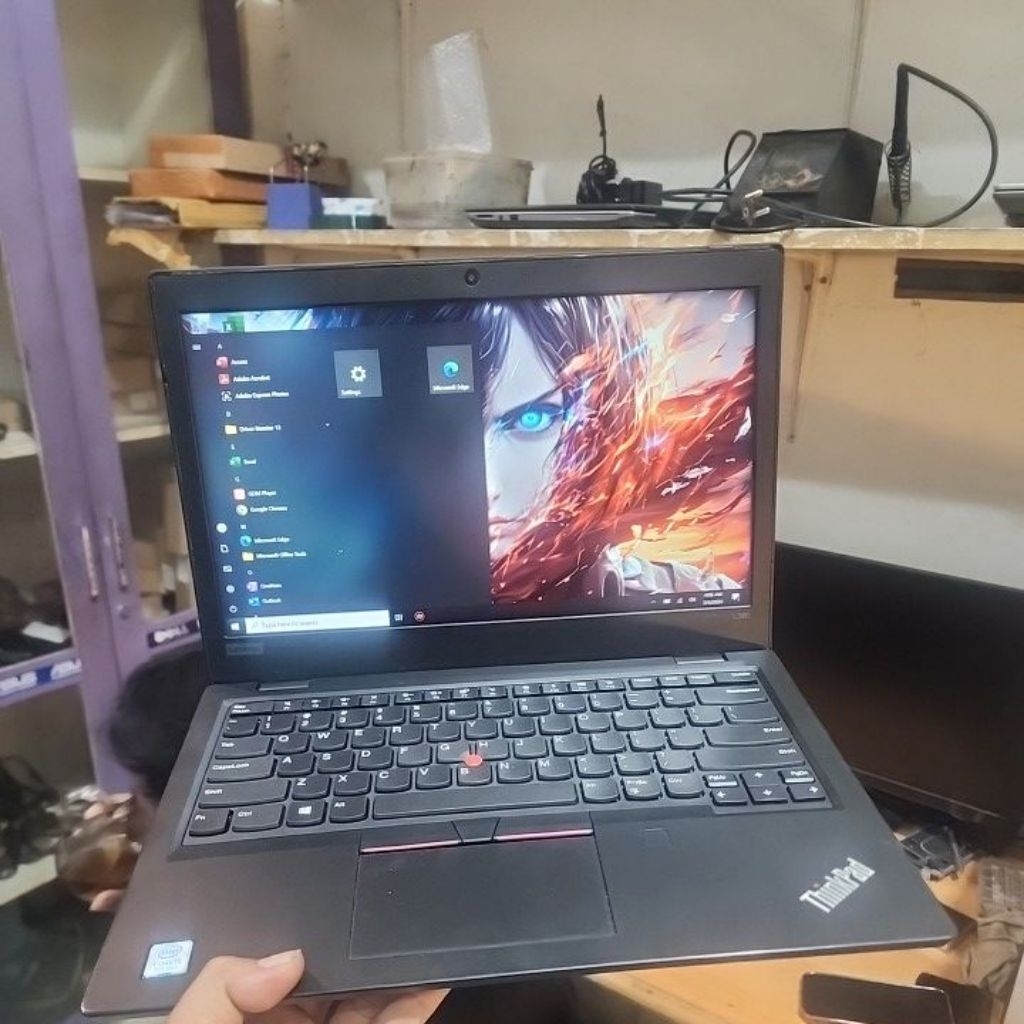 lenovo thinkpad L380 core i.5gen8 adaminus