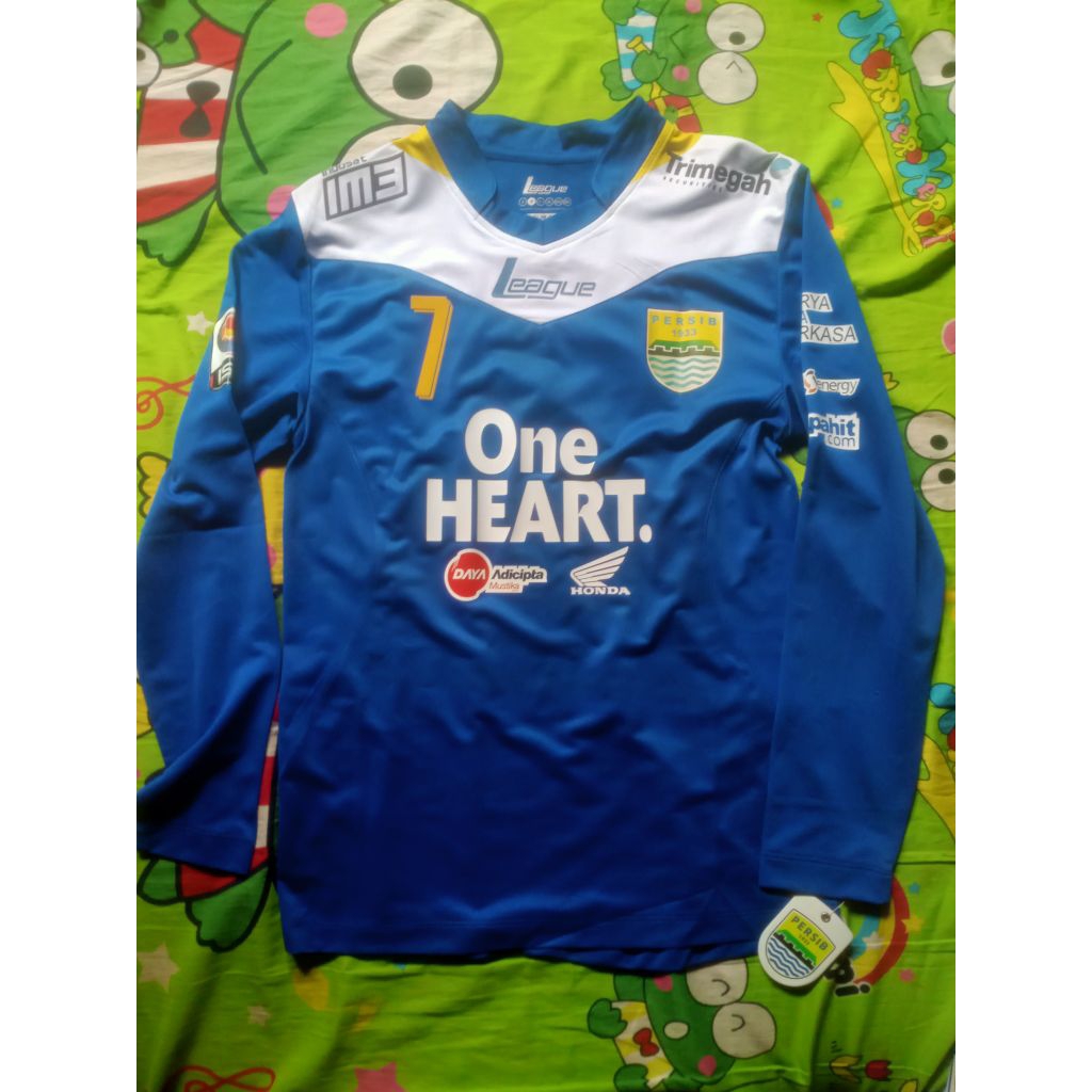 Jersey Persib home 2013