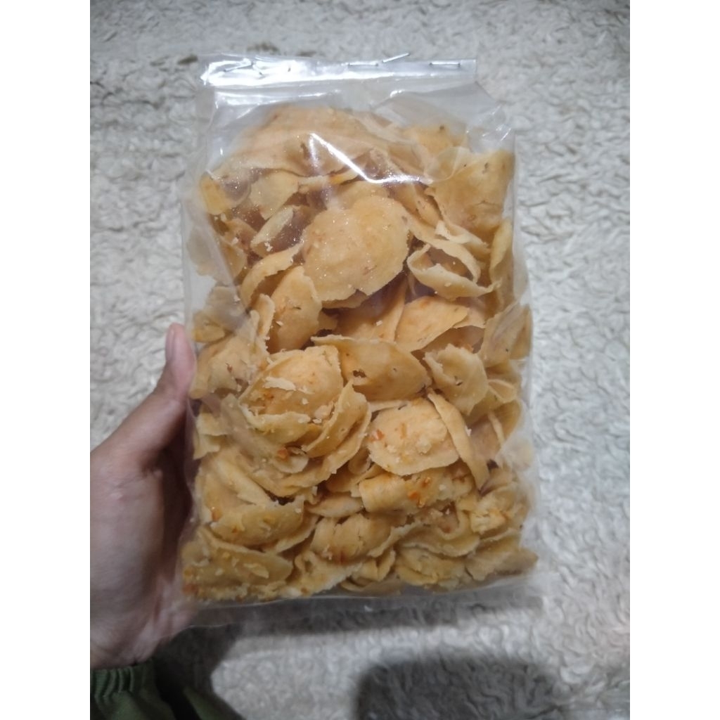 kue / keripik lodong