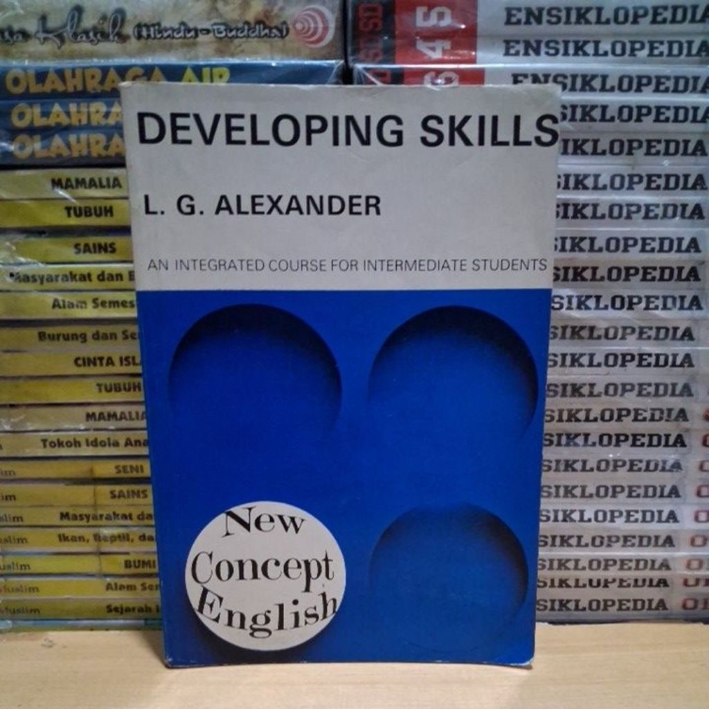 Buku Original DEVELOPING SKILLS By L.G ALEXANDER New Concept English