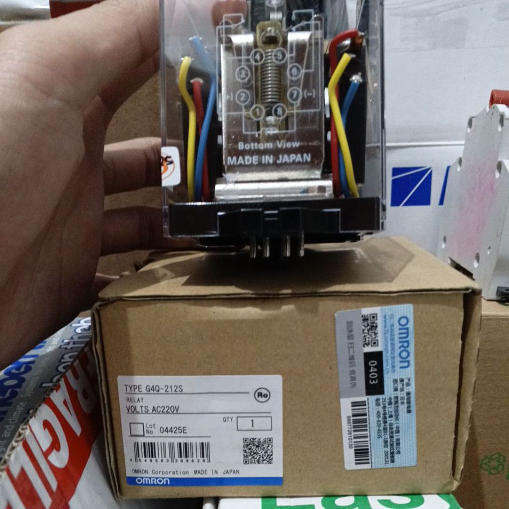 RELAY OMRON G4Q-212S /relay omron 220v
