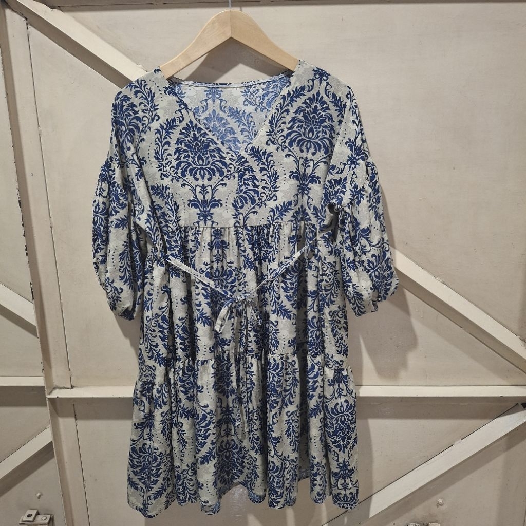 Dress ann shop kerah v