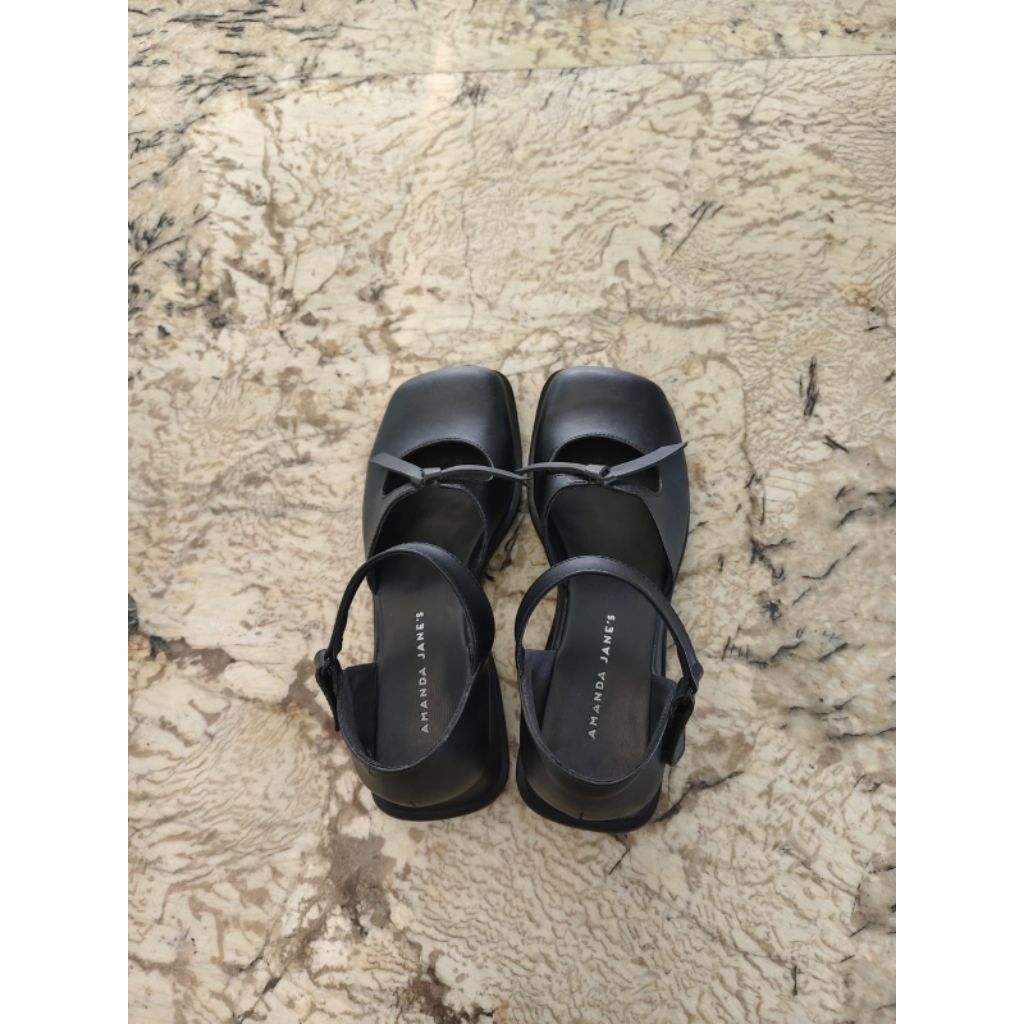 Sepatu Wedges Amanda Janes