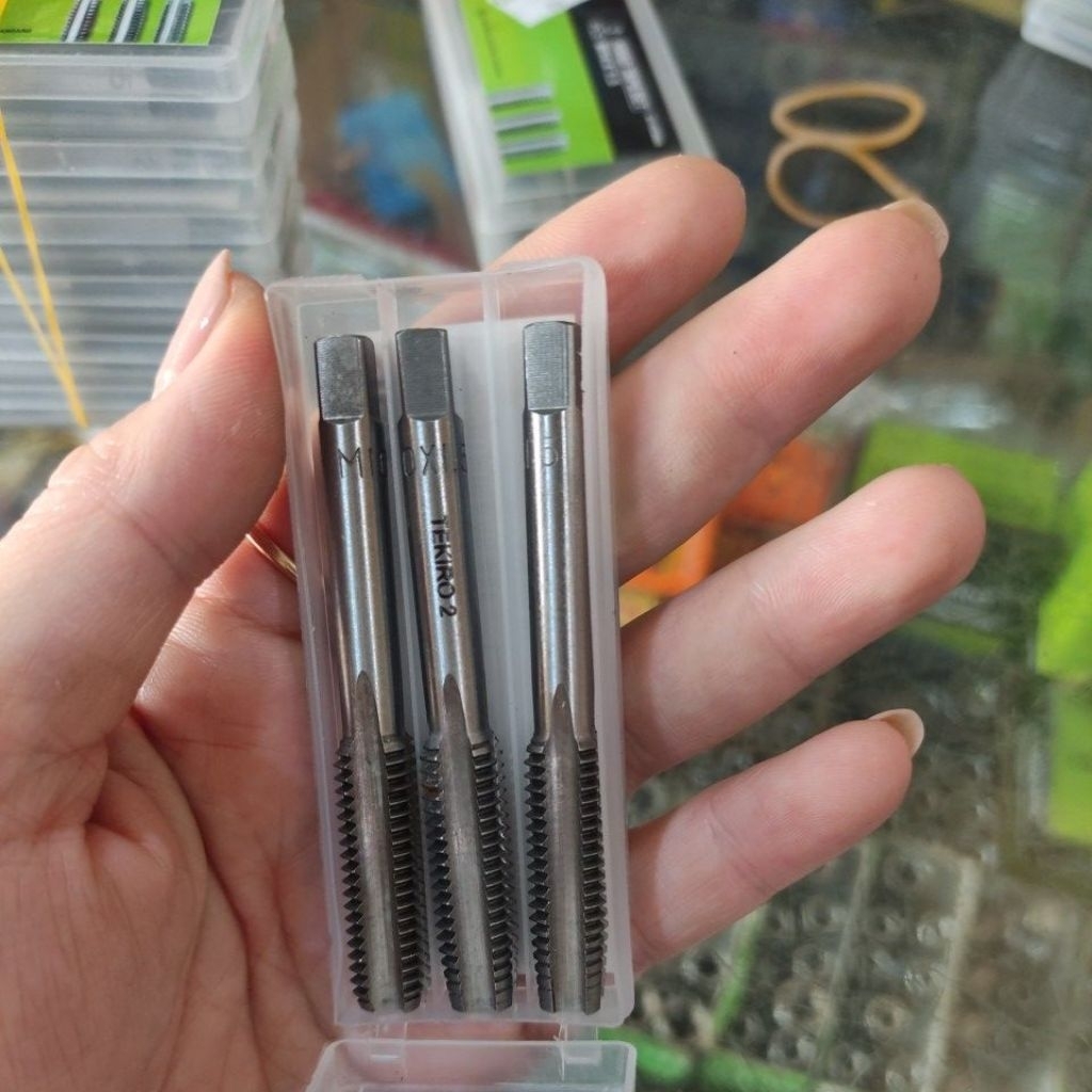hand tap set tekiro m10x 1.5 /hand tap isi 3pc tekiro M10x1.5 tekiro