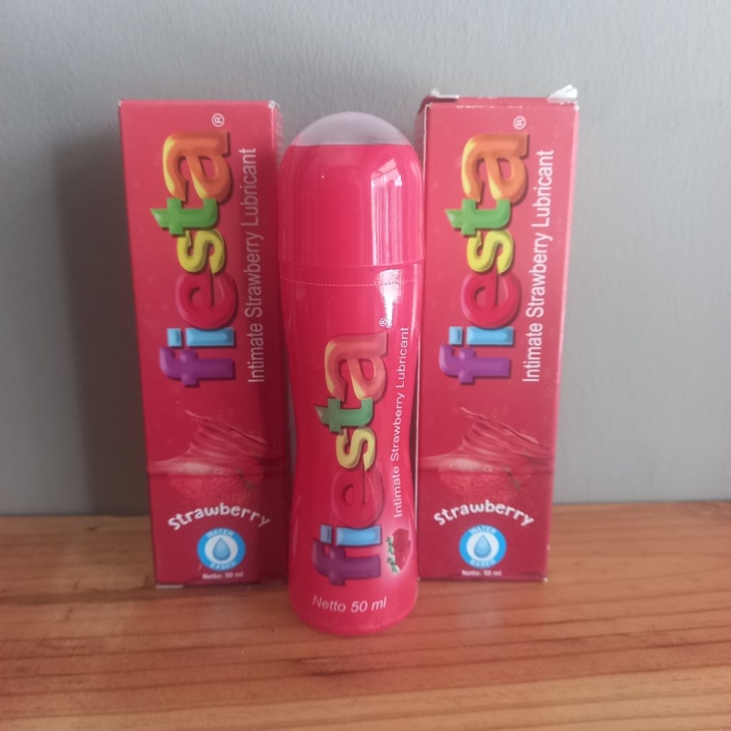 Bestbuy0404 Fiesta Strawberry Lubricant 50Ml , Pelumas Licin Dan Wangi