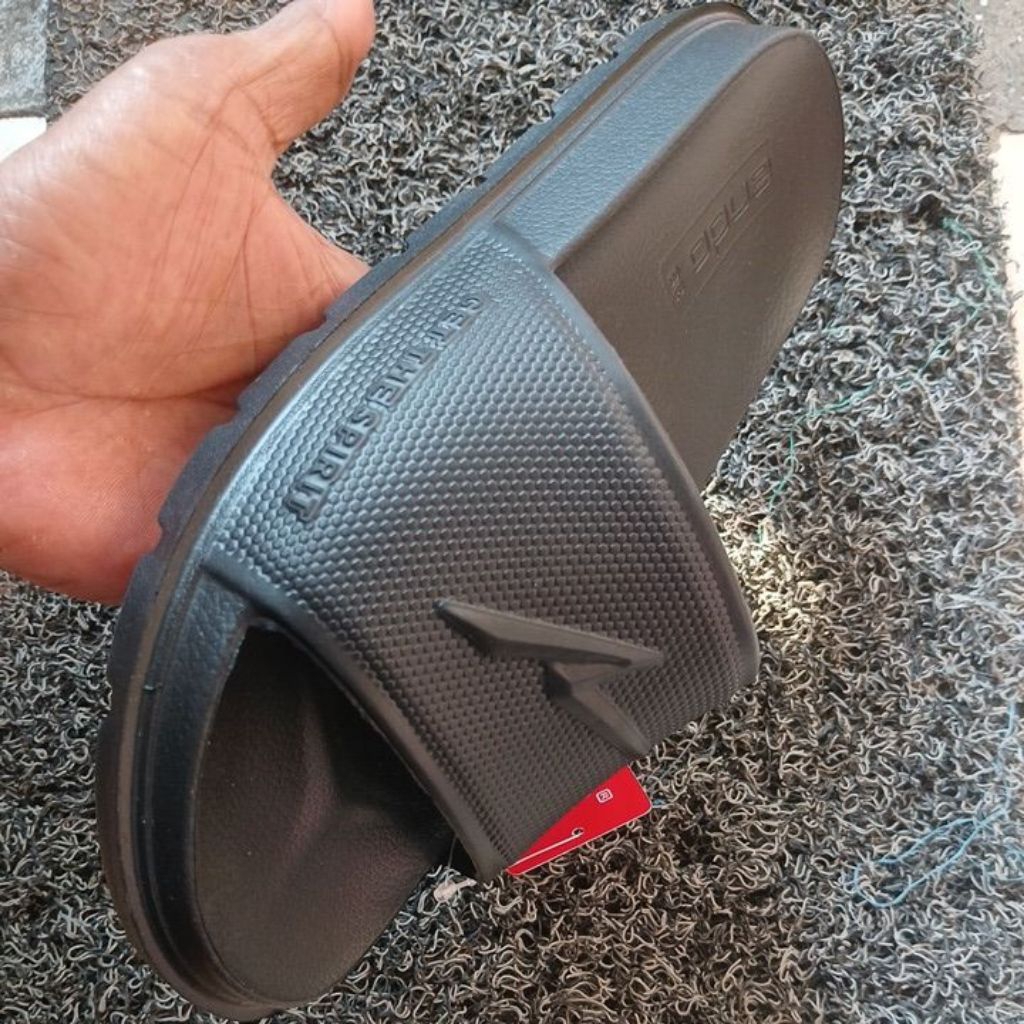 sandal ando pria slip on ando