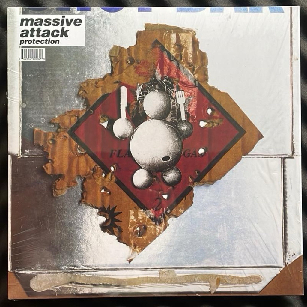 (SEGEL) Piringan Hitam Vinyl Massive Attack Protection