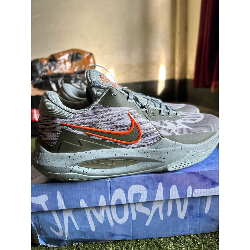 sepatu basket precision size 46