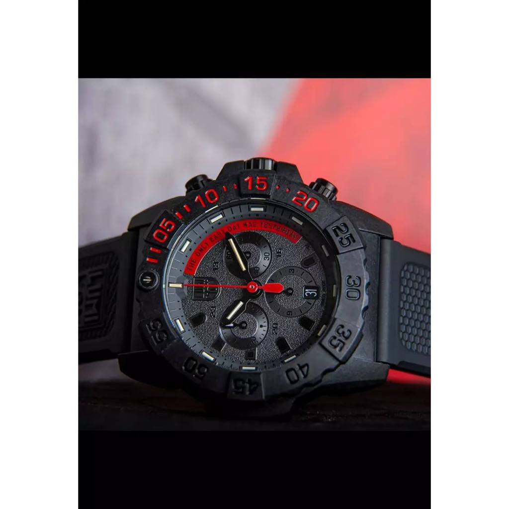 (Second) LUMINOX 3581 .EY, Navy SEAL Chronograph, Military Dive Watch, 45 mm - Jam Tangan Pria TIDAK