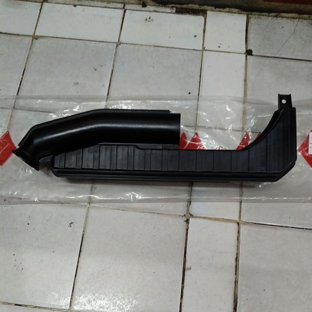 pipa rumah filter udara Ertiga
